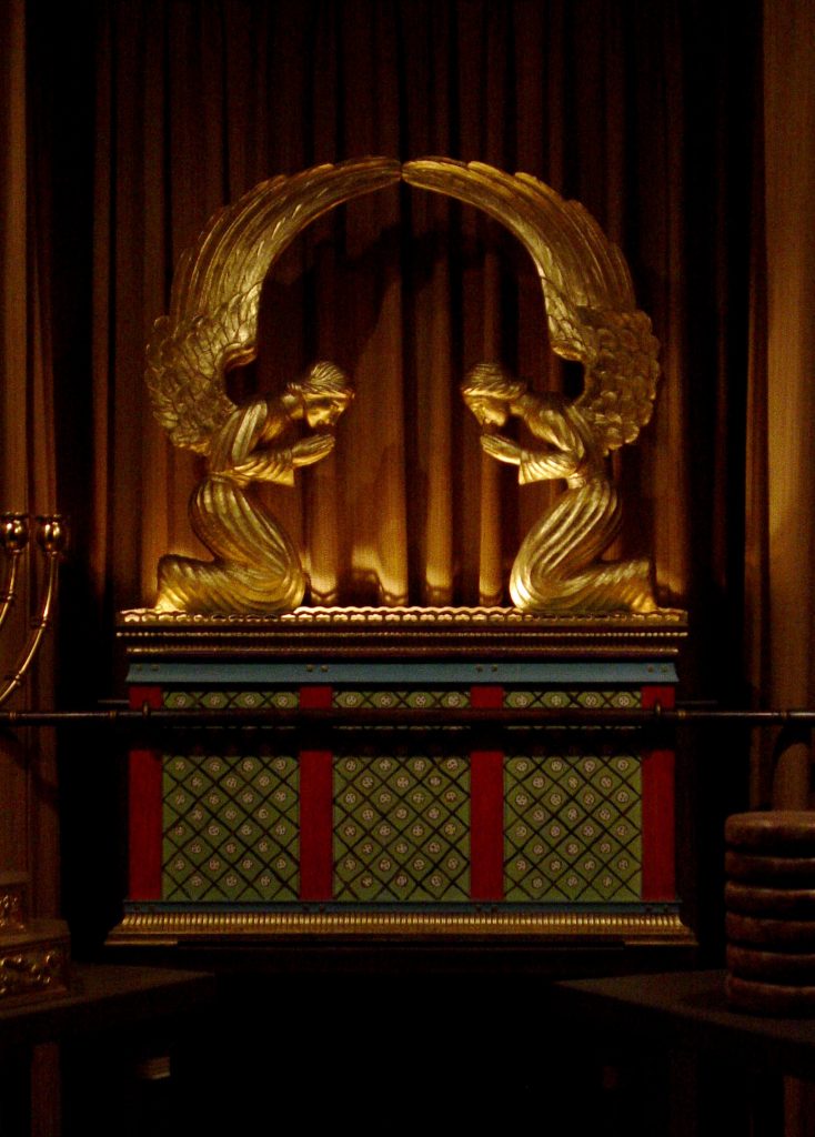 Ark of the Covenant - Royal Arch Room Replica - from Wikipedia Commons - https://commons.wikimedia.org/wiki/File:Royal_Arch_Room_Ark_replica_2.jpg